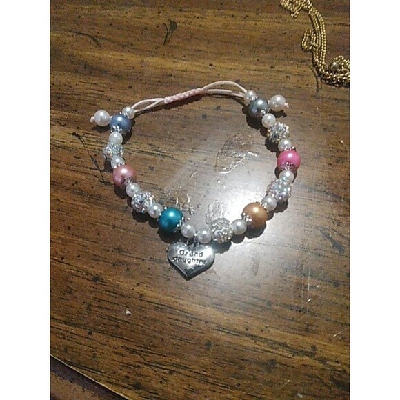Charming Adjustable Granddaughter Heart Bracelet Pink/Blue/White - Picture 1 of 5